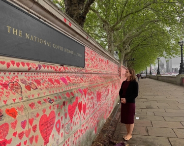 Lucy attends the National Coronavirus Memorial Wall